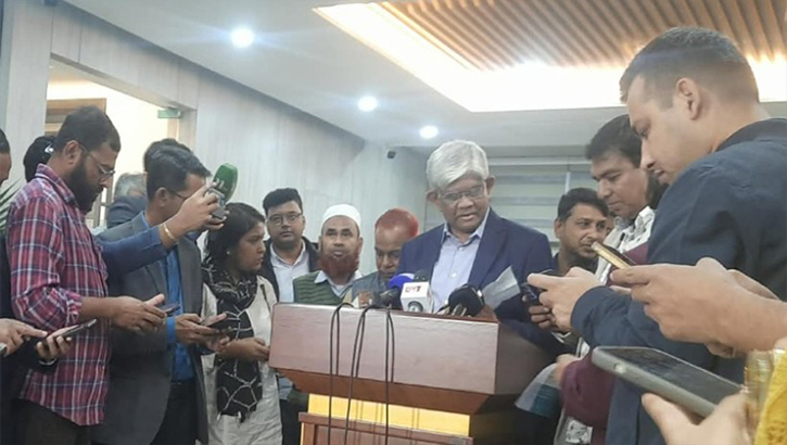 ভারত থেকে ৫০ হাজার টন চাল আনা হবে : অর্থ উপদেষ্টা